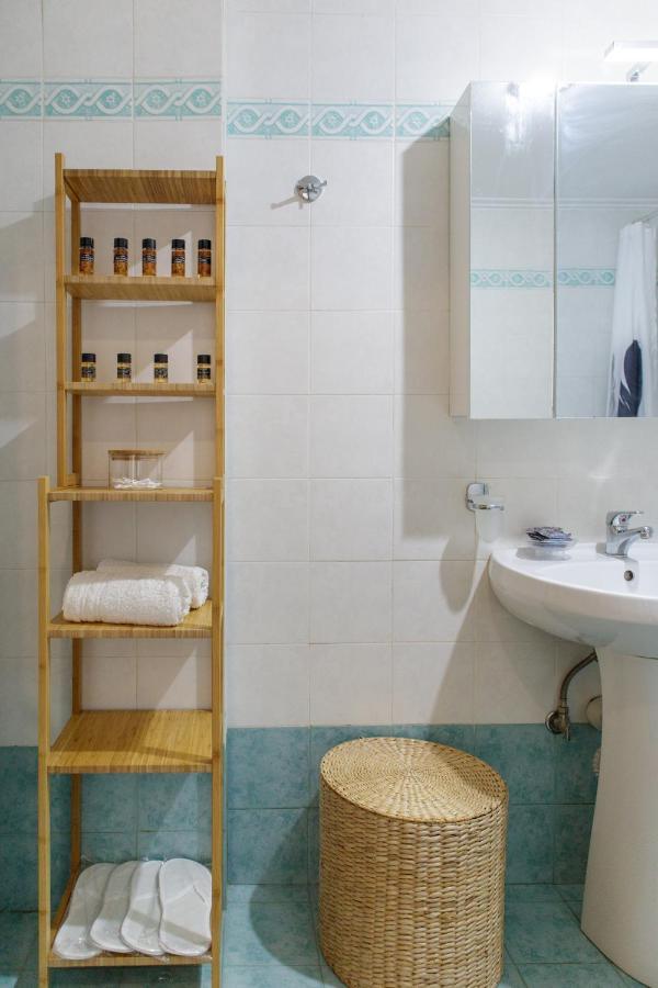 Almyros Aktis Seaview Apartment Kalamata Ngoại thất bức ảnh