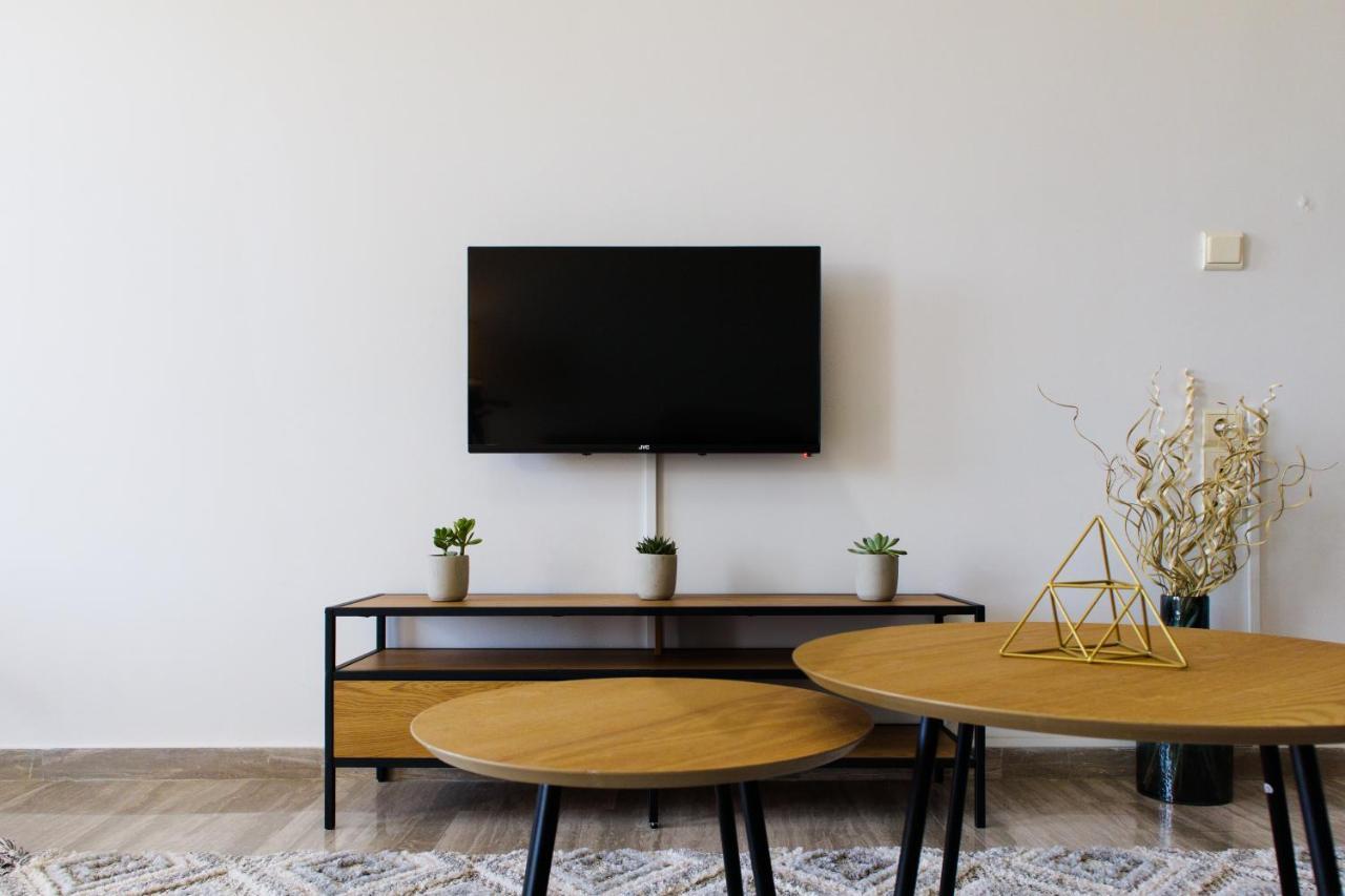 Almyros Aktis Seaview Apartment Kalamata Ngoại thất bức ảnh