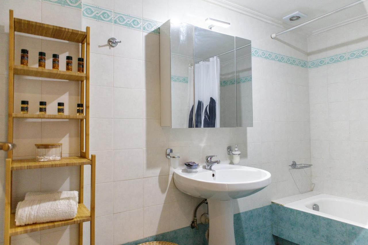 Almyros Aktis Seaview Apartment Kalamata Ngoại thất bức ảnh