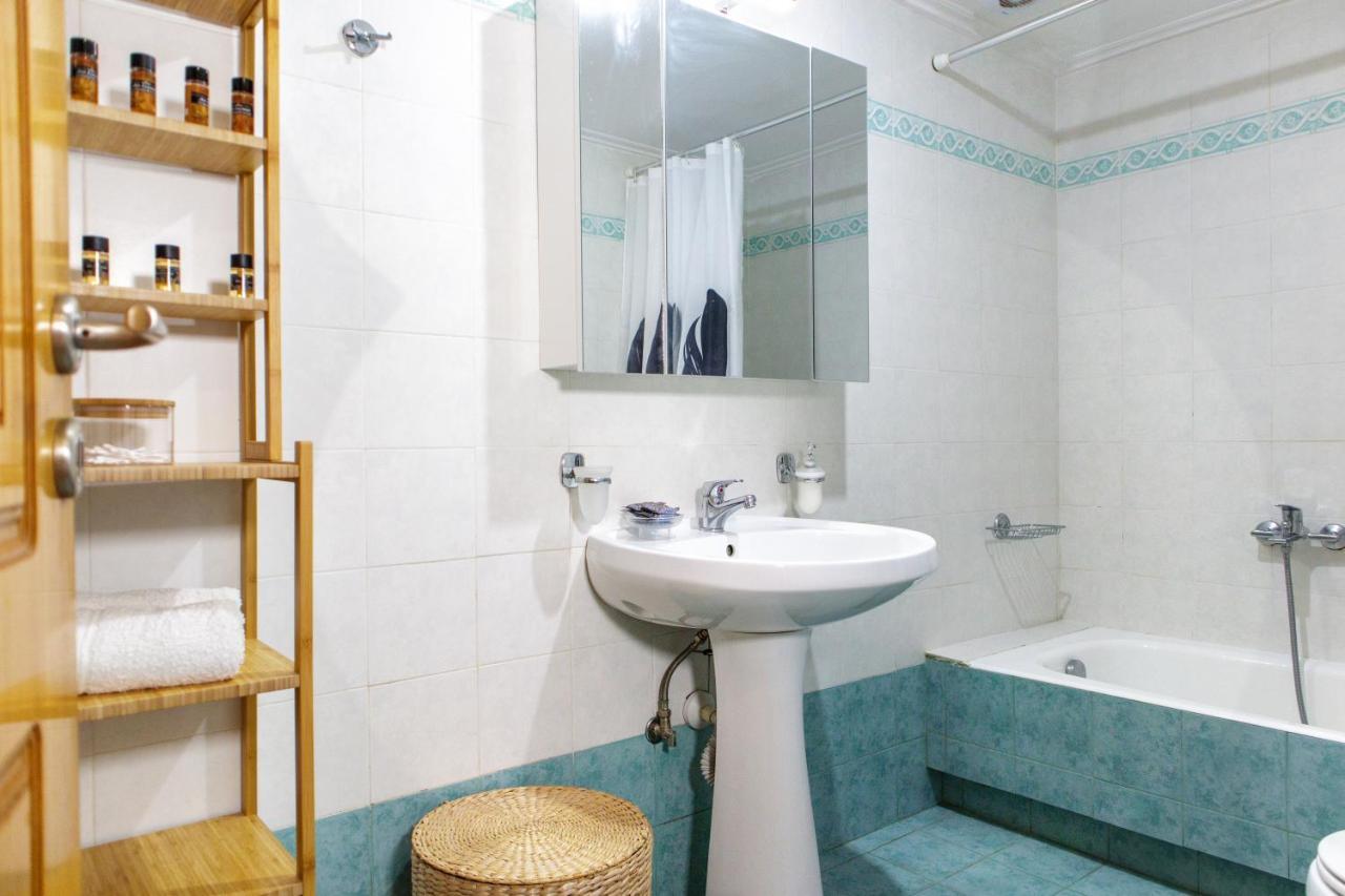 Almyros Aktis Seaview Apartment Kalamata Ngoại thất bức ảnh